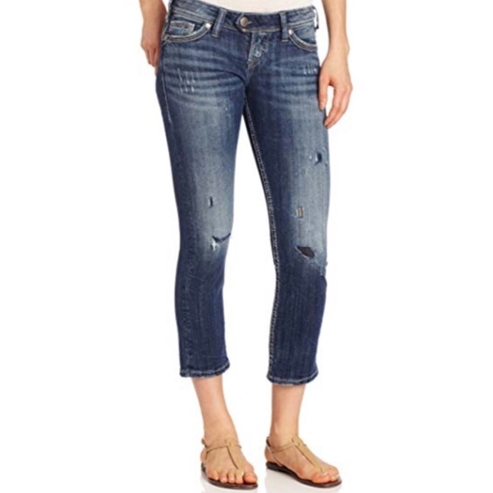 SILVER Jeans Tuesday Rose Capri Low Rise Distressed Ripped Denim Jeans